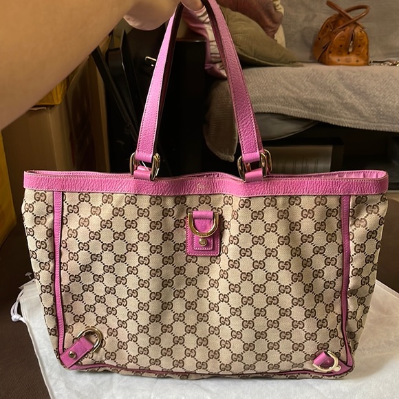 Gucci Handbags - Sold❤️Authentic Gucci Tote